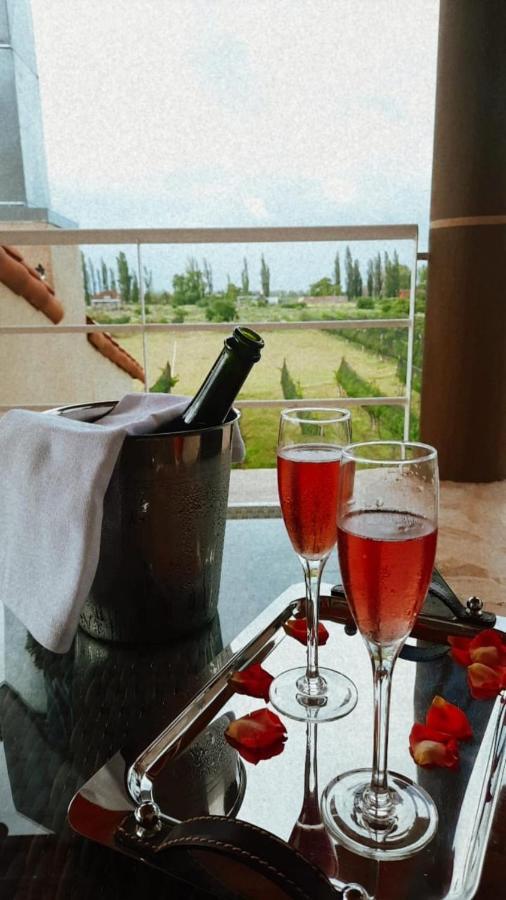 Chaglasian Wine & Suites 圣拉斐尔 外观 照片